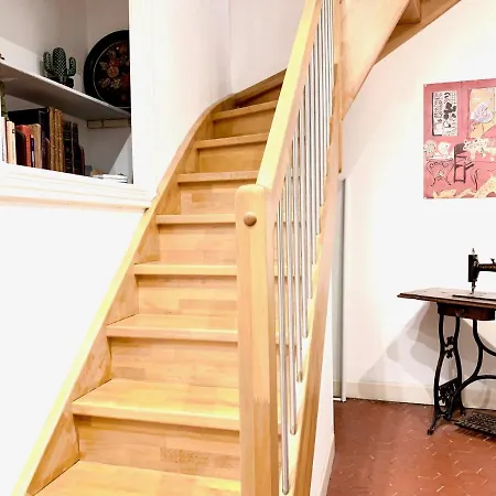 Riviera: Spacious 5-room Duplex Near Sea In Old Town Port Apartment *
