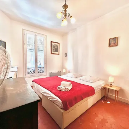 Riviera: Spacious 5-room Duplex Near Sea In Old Town Port Apartment