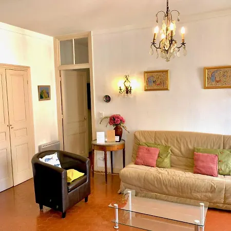 Riviera: Spacious 5-room Duplex Near Sea In Old Town Port * Nice