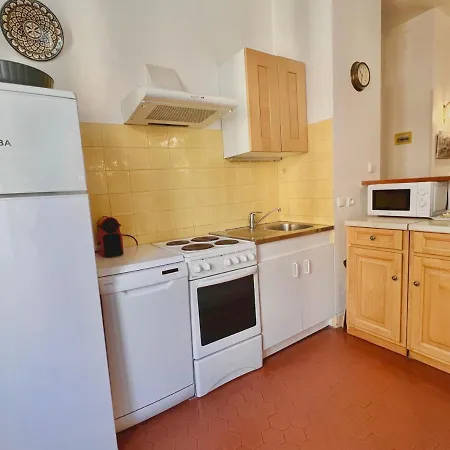 Riviera: Spacious 5-room Duplex Near Sea In Old Town Port * Nice