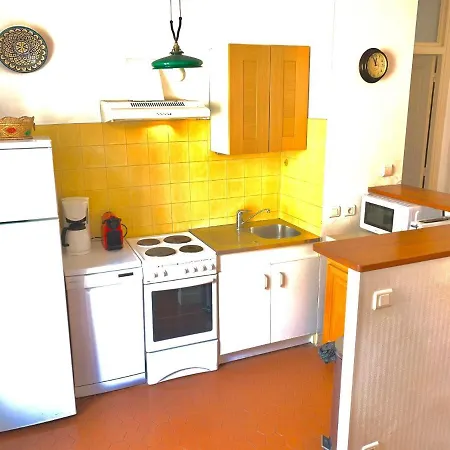 Riviera: Spacious 5-room Duplex Near Sea In Old Town Port * Nice