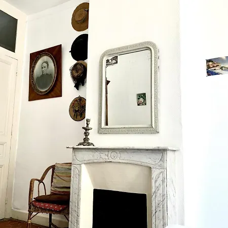 Riviera: Spacious 5-room Duplex Near Sea In Old Town Port *